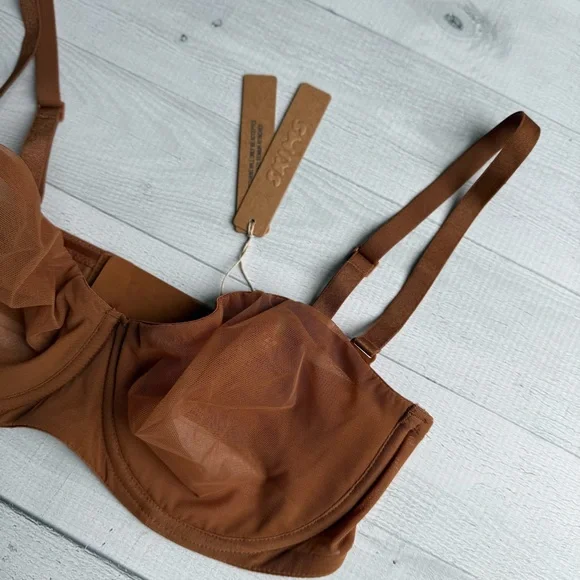 NWT SKIMS Ultra Fine Mesh Strapless Bra in Bronze 34D - Picture 7 of 10